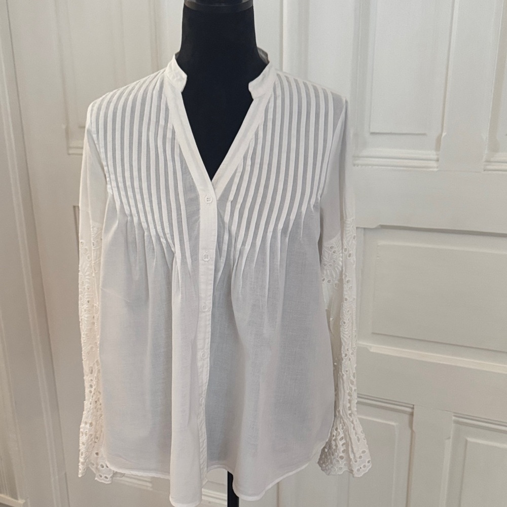 Mazik Ivory Blouse with Delicate Lace Detail